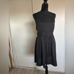 Free people Women’s Size Medium Tea For Two Black Lace Mini Dress Open Sides